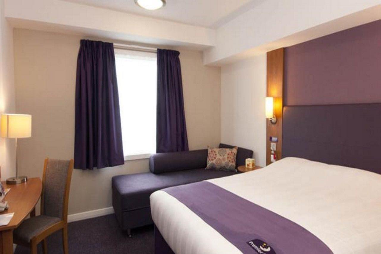 Premier Inn London Дагенем Екстер'єр фото