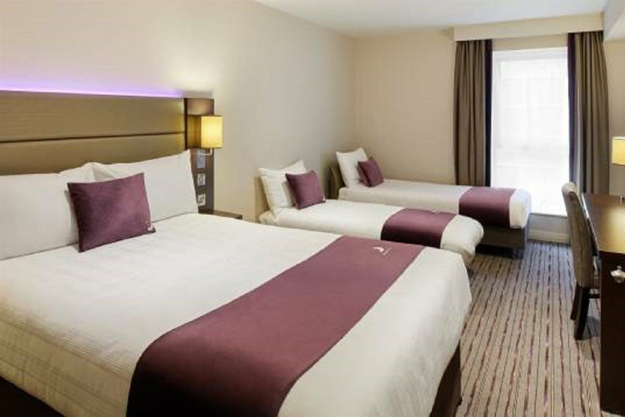 Premier Inn London Дагенем Екстер'єр фото